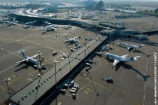 aéroport de lyon a vendre